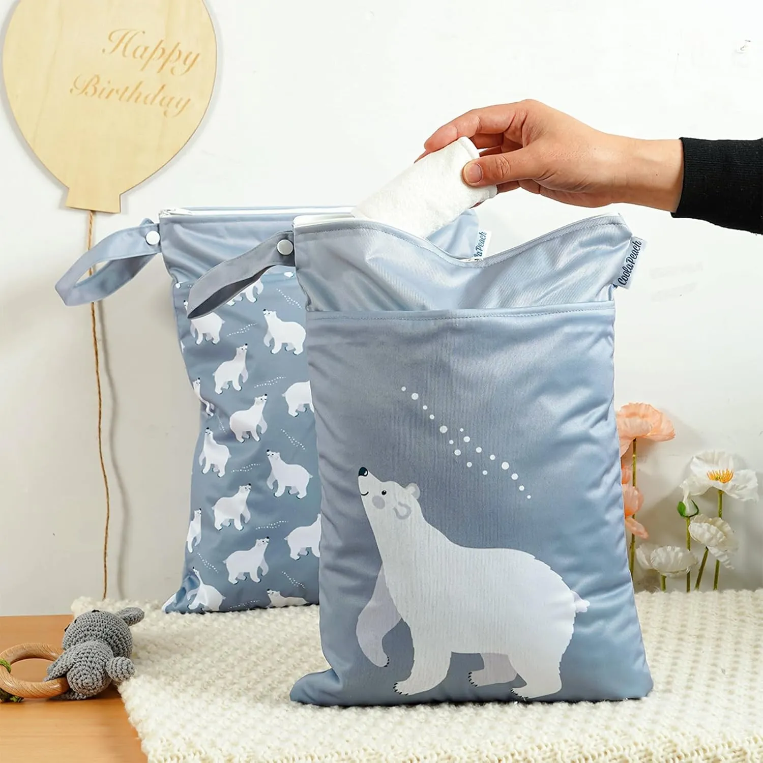 2pcs Cloth Diaper Wet Dry Bags Waterproof Reusable with Two Zippered Pockets Travel Beach Pool Daycare Soiled Baby Items Yoga Gym Bag for Swimsuits or Wet Clothes (Bear)