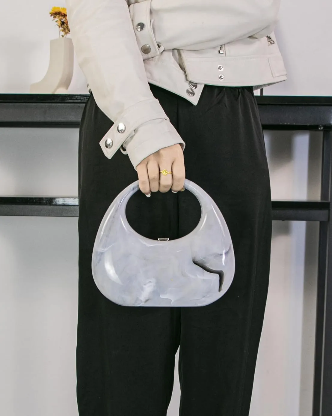 Acrylic Evening Bag for Women Moon Shaped Handbags for Women Top-Handle Hand Purse Clutch for Wedding Cocktail Prom