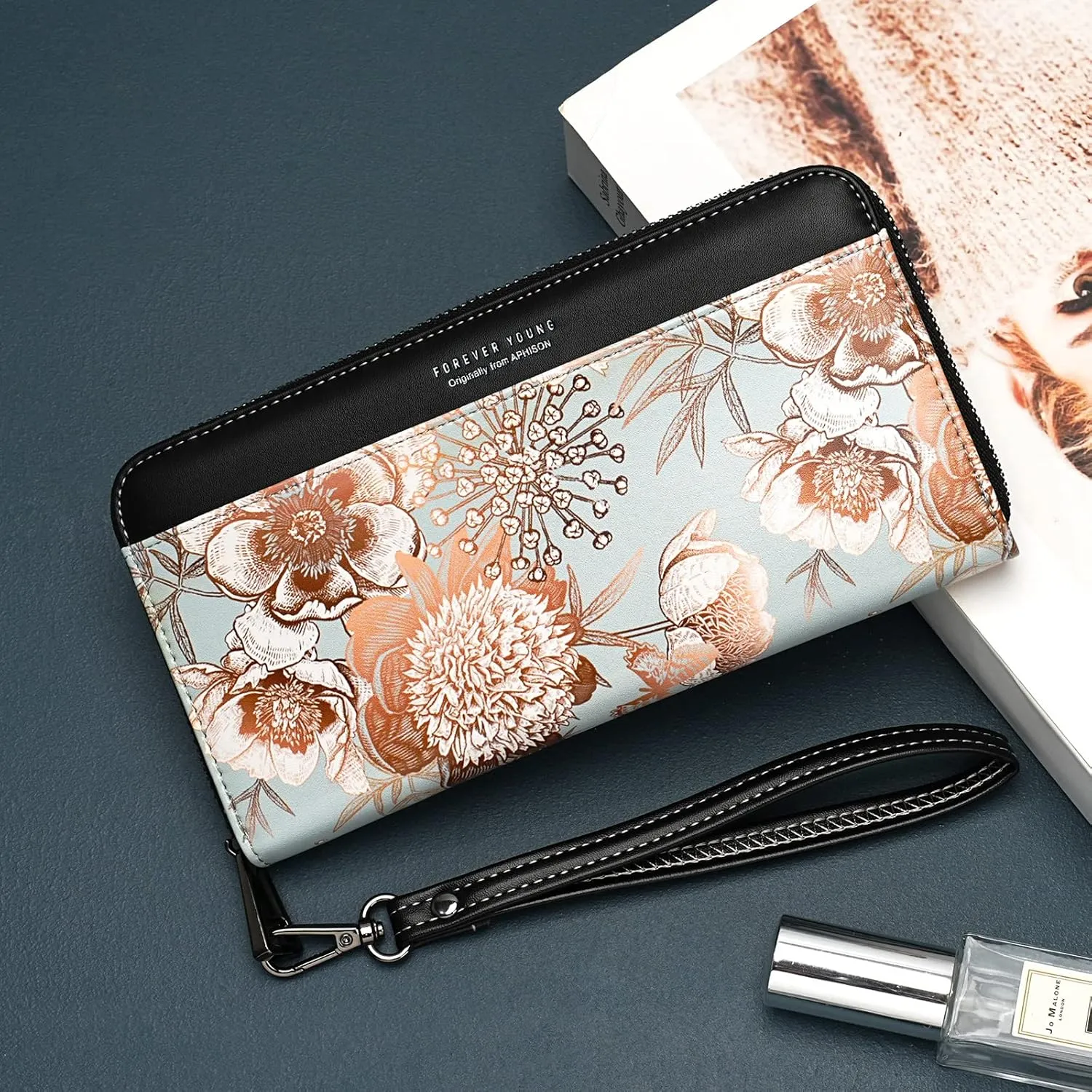 APHISON Wallet Women Large Capacity Clutch Purse For Ladies Card Holder RFID Wristlet Phone Zipper Coin Travel Pocket