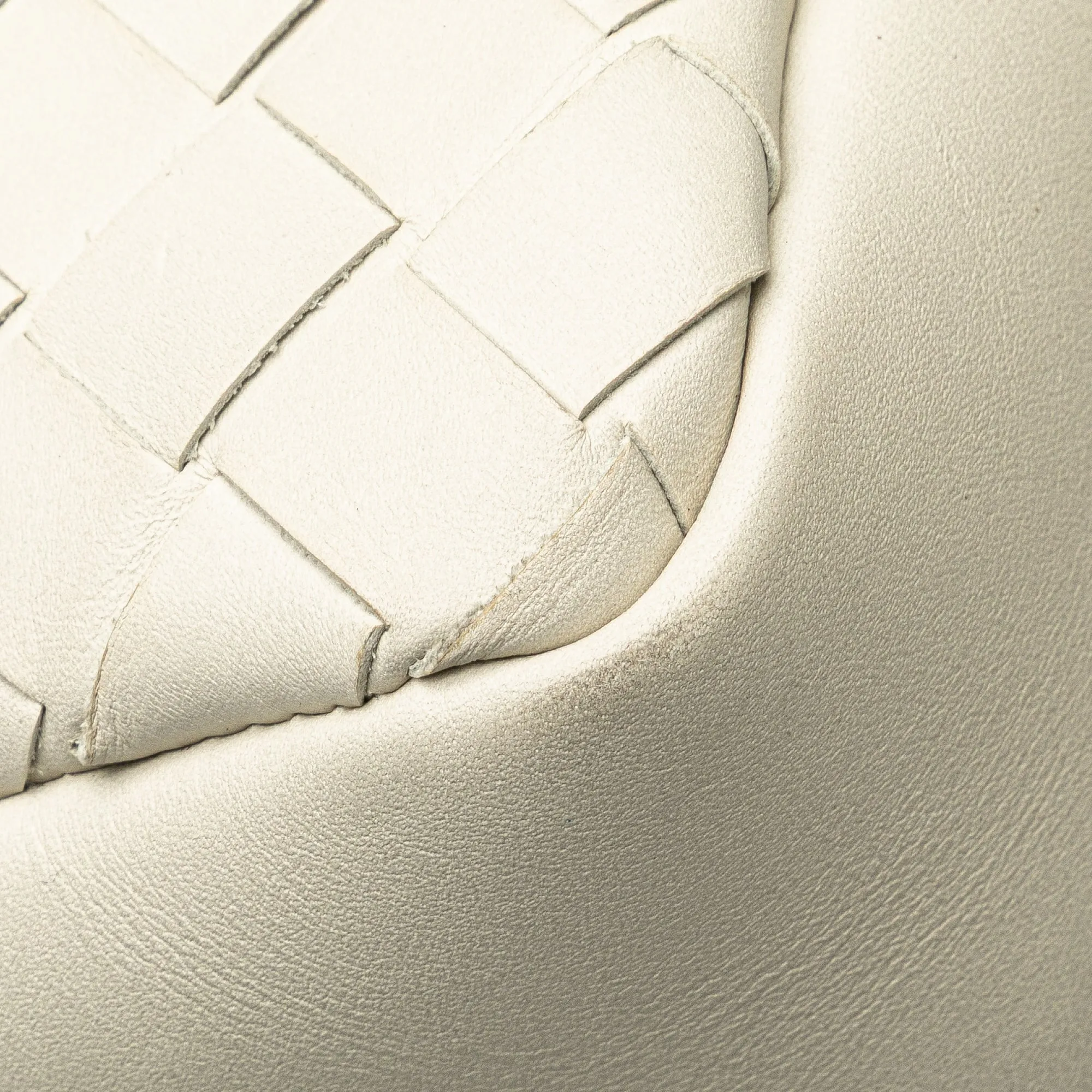 Bottega Veneta Leather Intrecciato Belt Bag