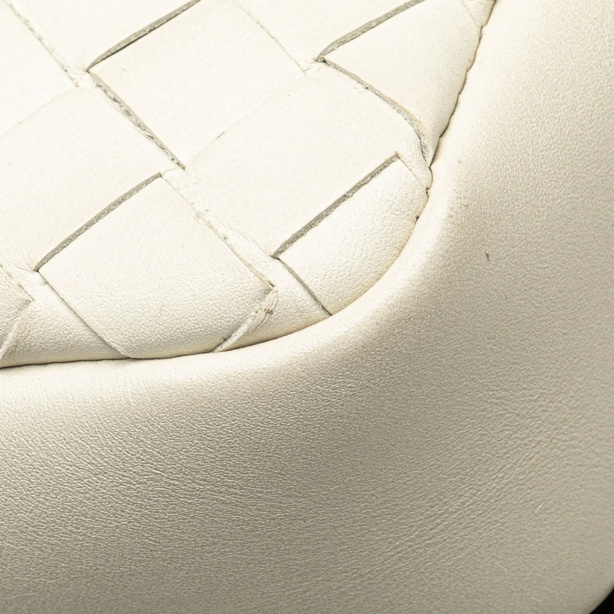 Bottega Veneta Leather Intrecciato Belt Bag