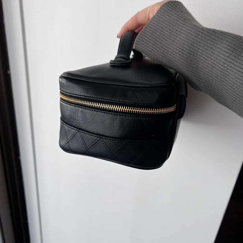 Chanel Preloved Black Leather Clutch Bag AF641