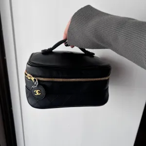 Chanel Preloved Black Leather Clutch Bag AF641