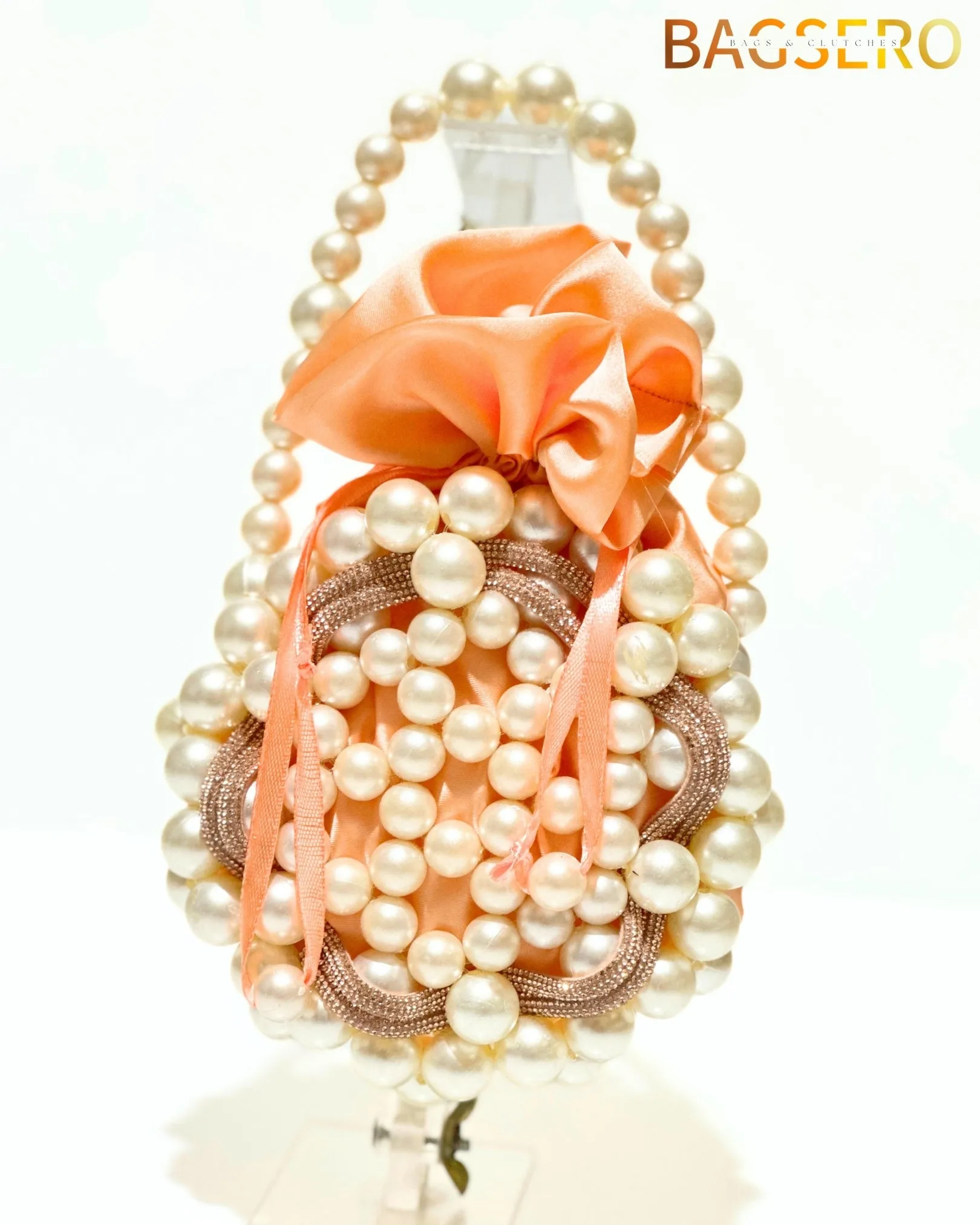 Glamour Pearl Clutch