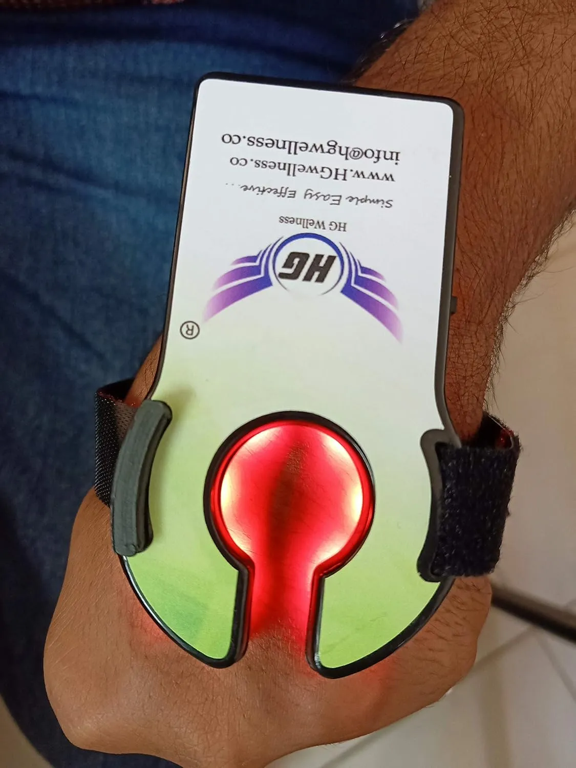 HG Vein Finder HGVF637 V1 - Clear Vein Visualization Device for All Ages and Skin Tones with THZ Light Technology and Long-Lasting 870mAh Battery