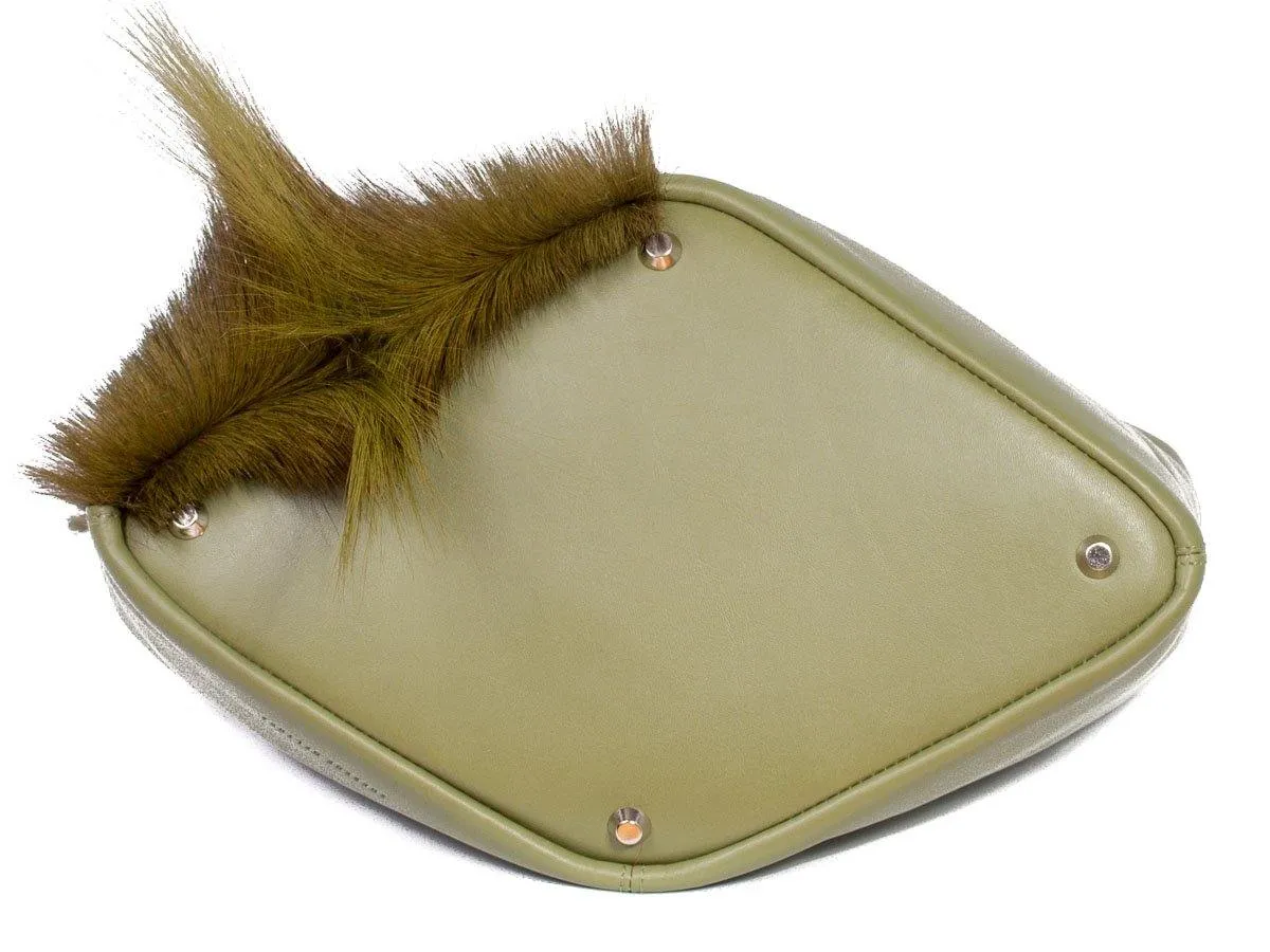 Hobo Springbok Handbag in Military Green with a Fan
