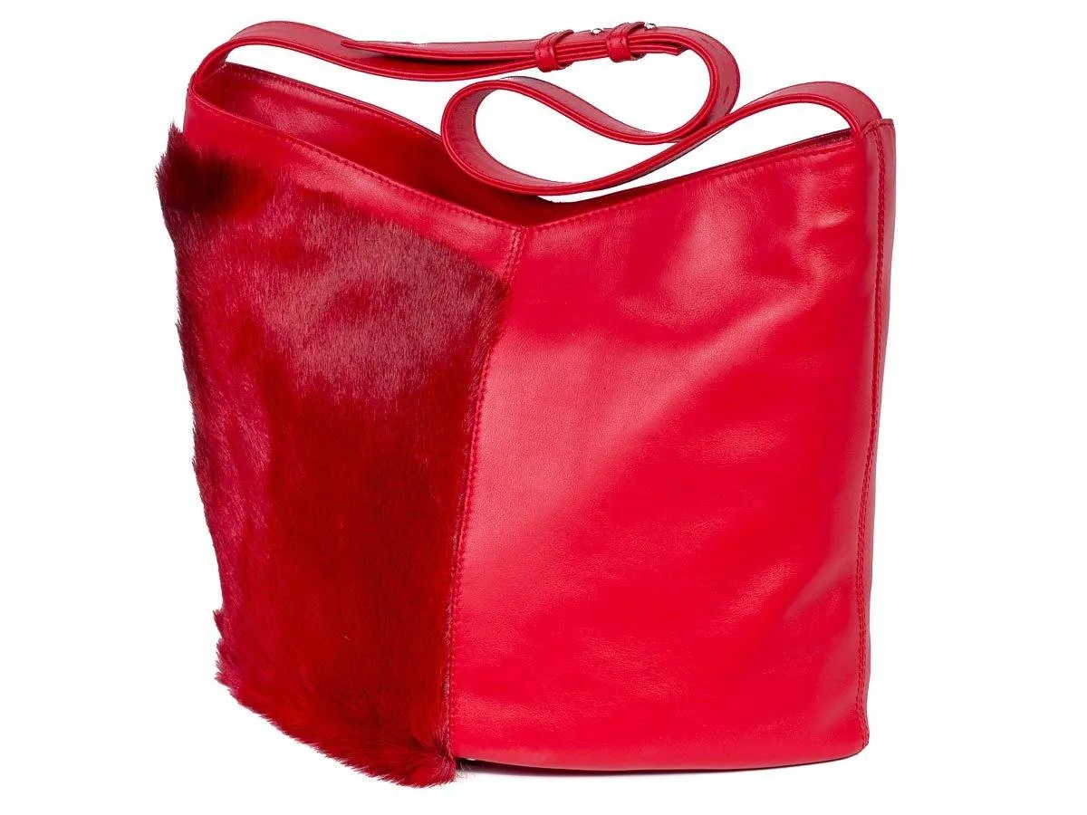 Hobo Springbok Handbag in Red with a Stripe