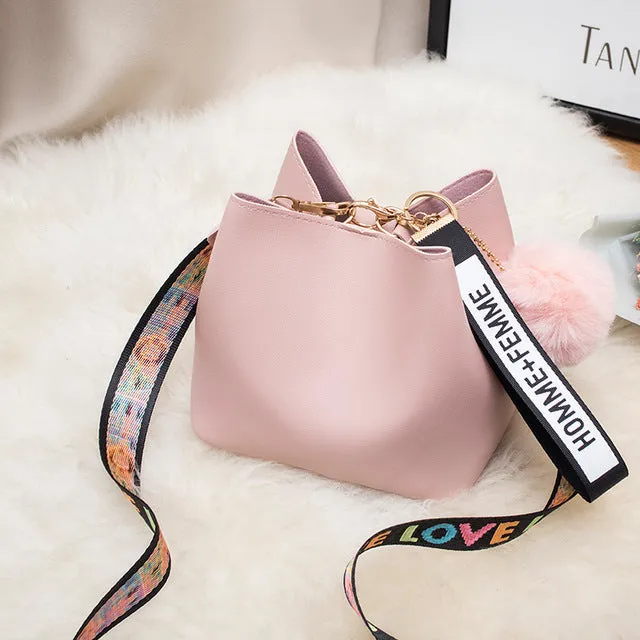 Large Capacity Bucket Bag WOMEN'S Bag 2020 New Style Fashion Mini Wide-Strap Over-the-shoulder Bag Fur Ball Bag Handbag