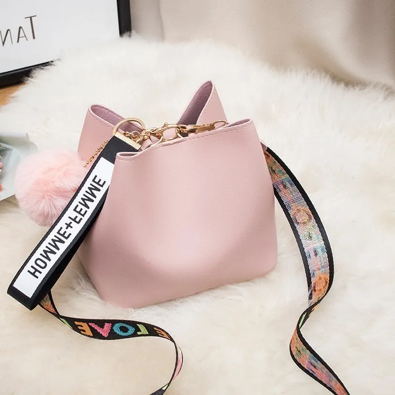 Large Capacity Bucket Bag WOMEN'S Bag 2020 New Style Fashion Mini Wide-Strap Over-the-shoulder Bag Fur Ball Bag Handbag