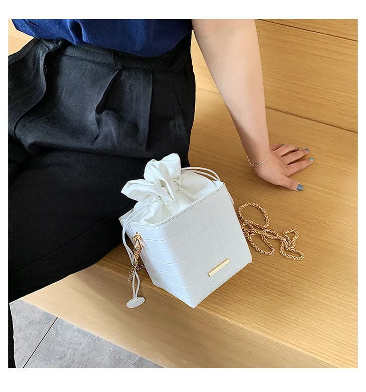 New Trendy One-Shoulder Messenger Bag Fashion Chain Bag
