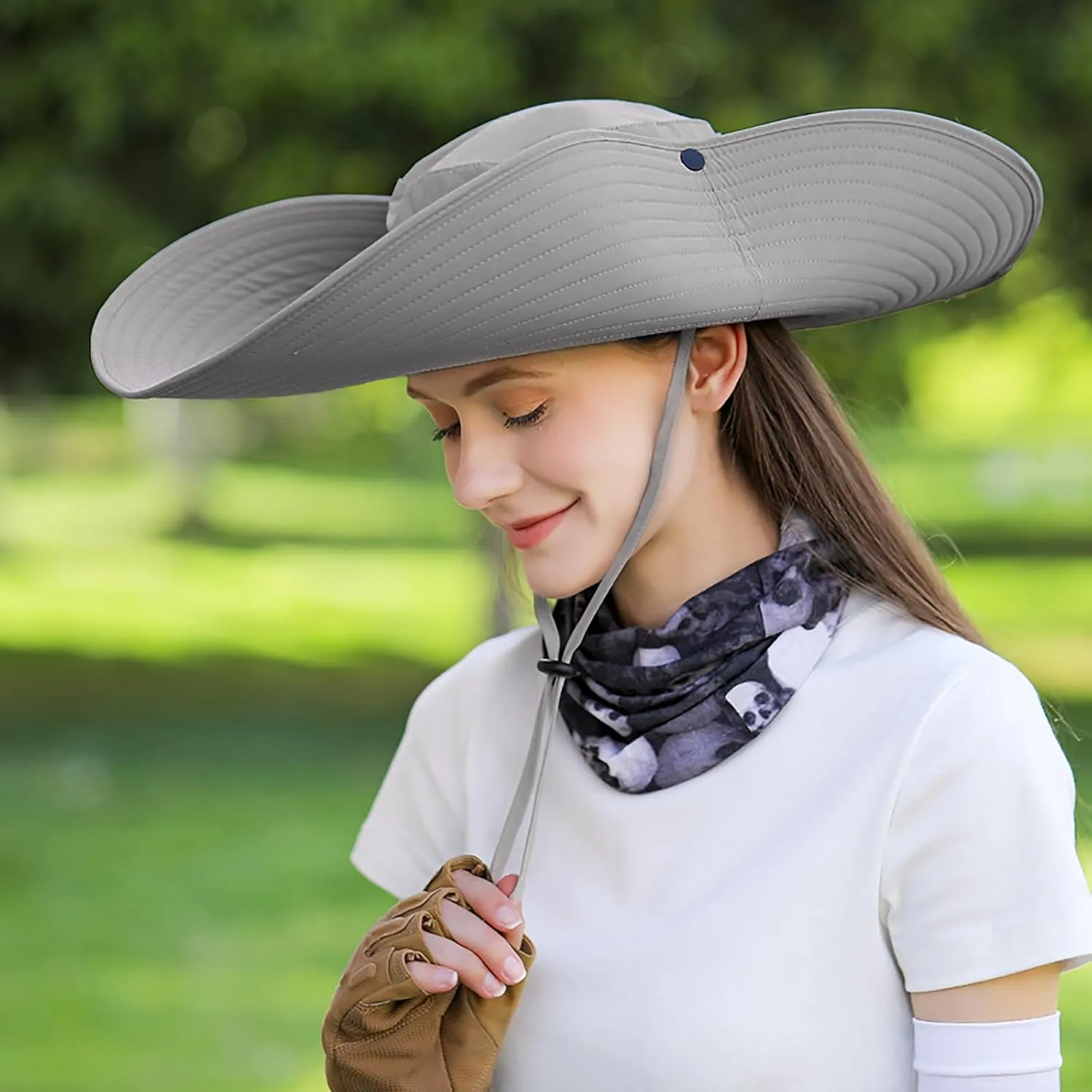 Peicees Women Wide Brim Sun Hat UPF50  Waterproof Sun Hats for Fishing Hiking Camping Gardening
