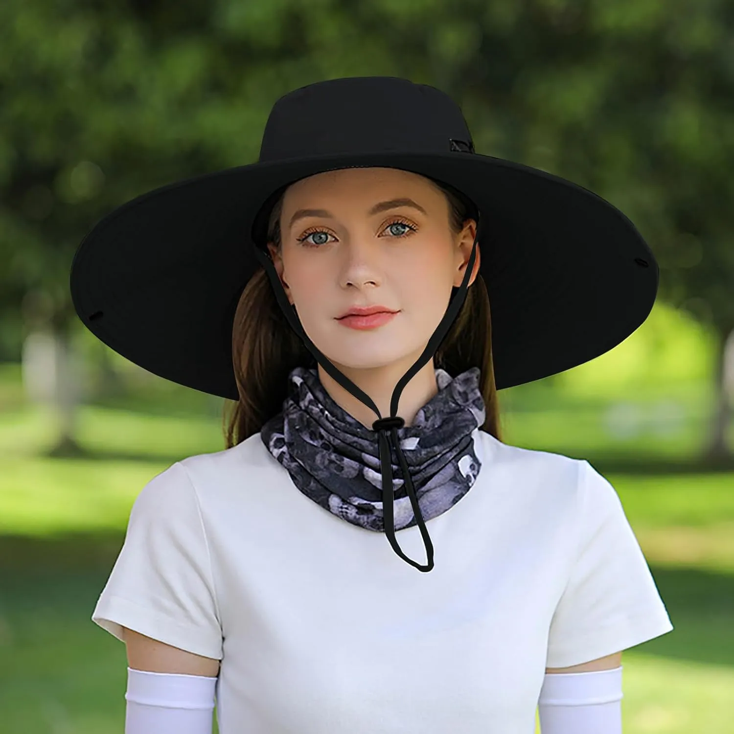 Peicees Women Wide Brim Sun Hat UPF50  Waterproof Sun Hats for Fishing Hiking Camping Gardening