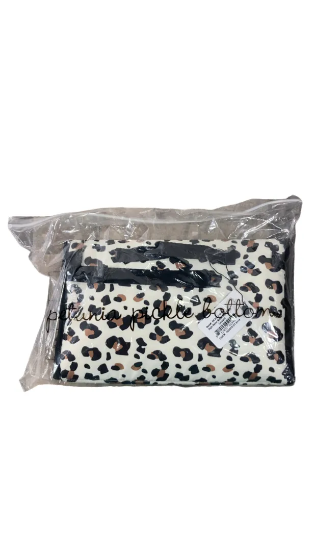 Petunia Pickle Bottom Diaper Clutch, Leopard