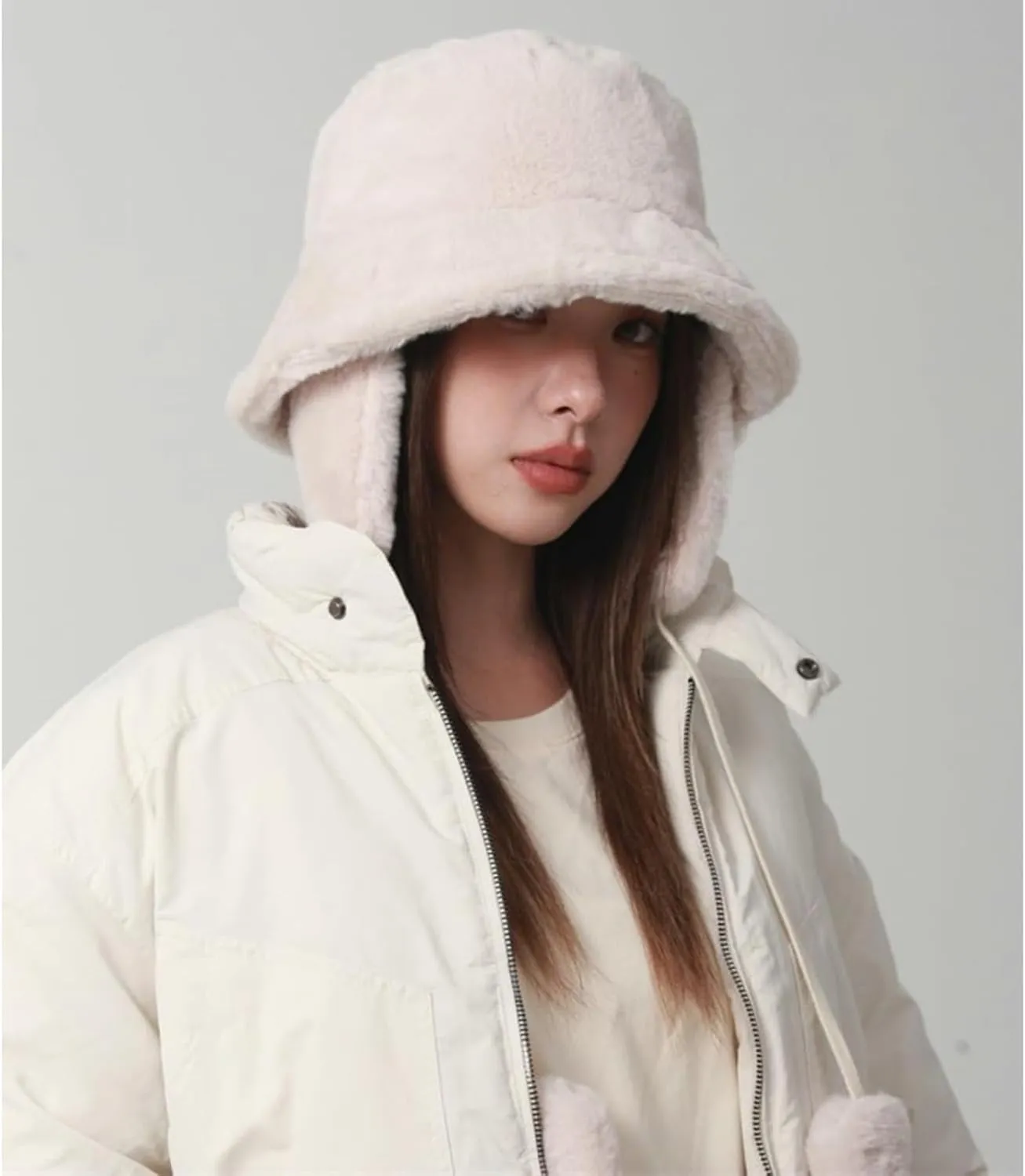 Plush Faux Fur Bucket Hat Winter Fuzzy Hat for Women Russian Fur Hat with Earflap Mongolian Hat