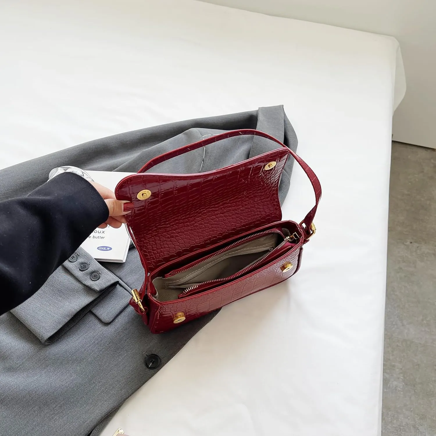 PU Leather Tote Bag for Women with 2 Removable Straps and Zipper Closure