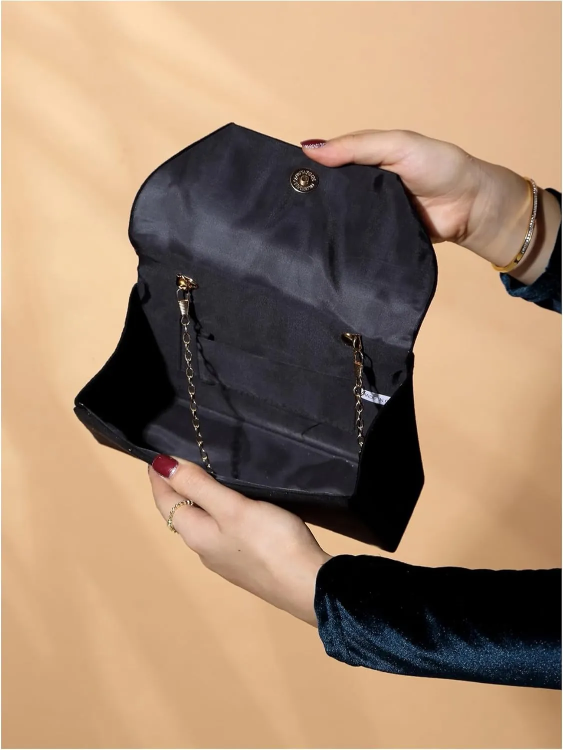 QWINEE Glitter Velvet Purse Sparkly Clutch Purse Handbag Evening Party Sparkle Mini Square Handbags