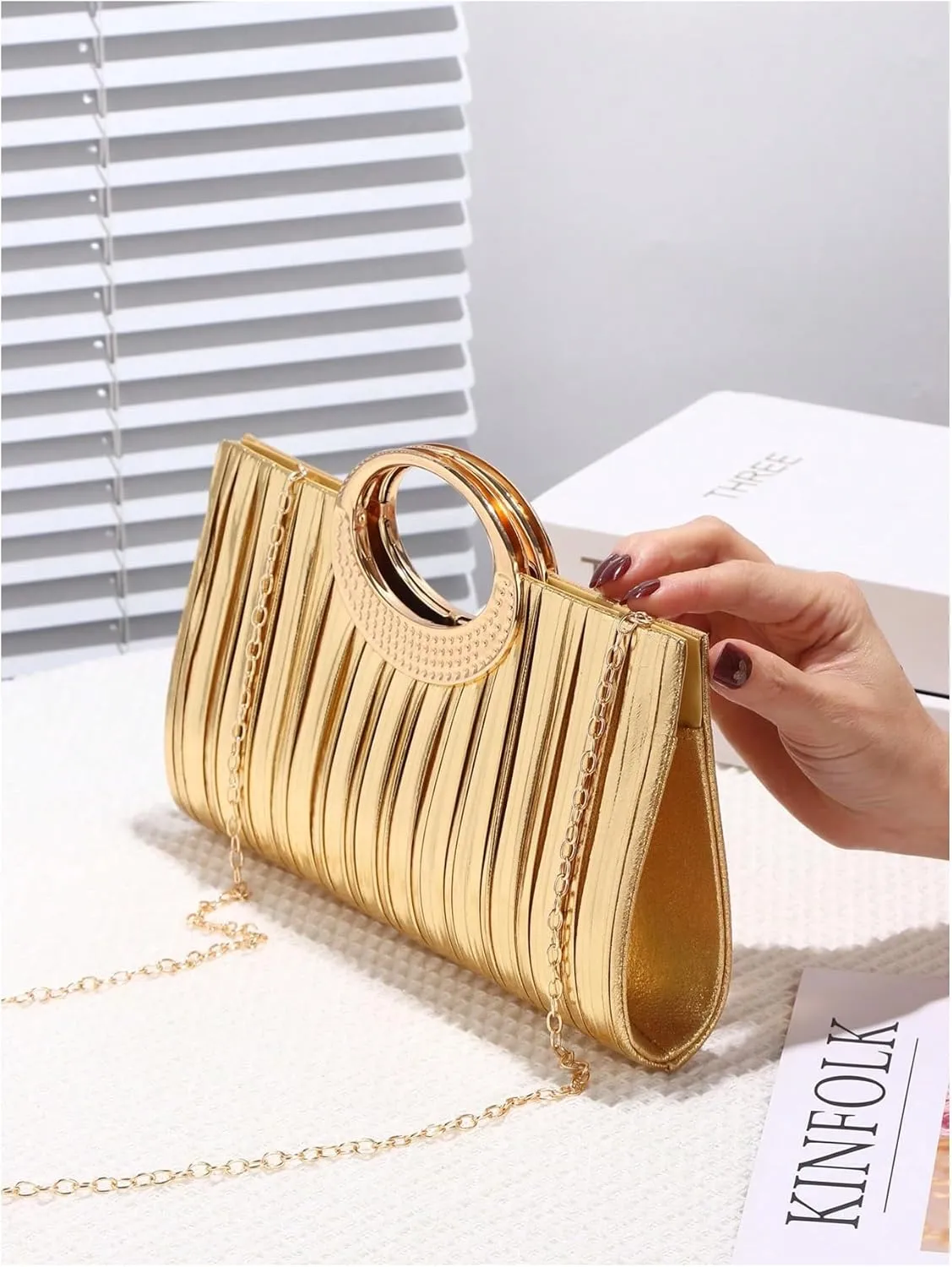 QWINEE Women's Glitter Evening Clutch Handbags Rhinestone Top Handle Party Crossbody Bag