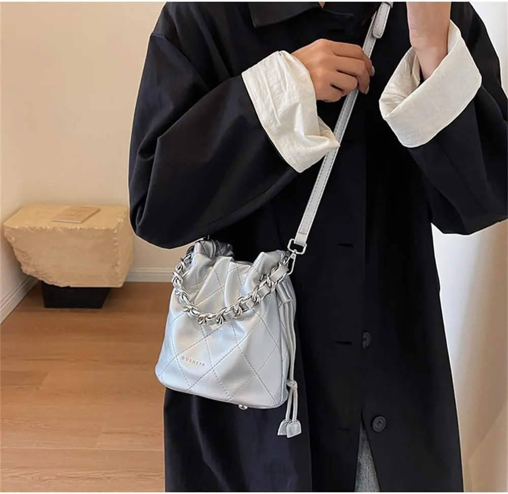 Small Leather Quilted Bucket Bag Crossbody Drawstring Bucket Handbag Thick Chain Satchel Shoulder Bucket Tote Bag