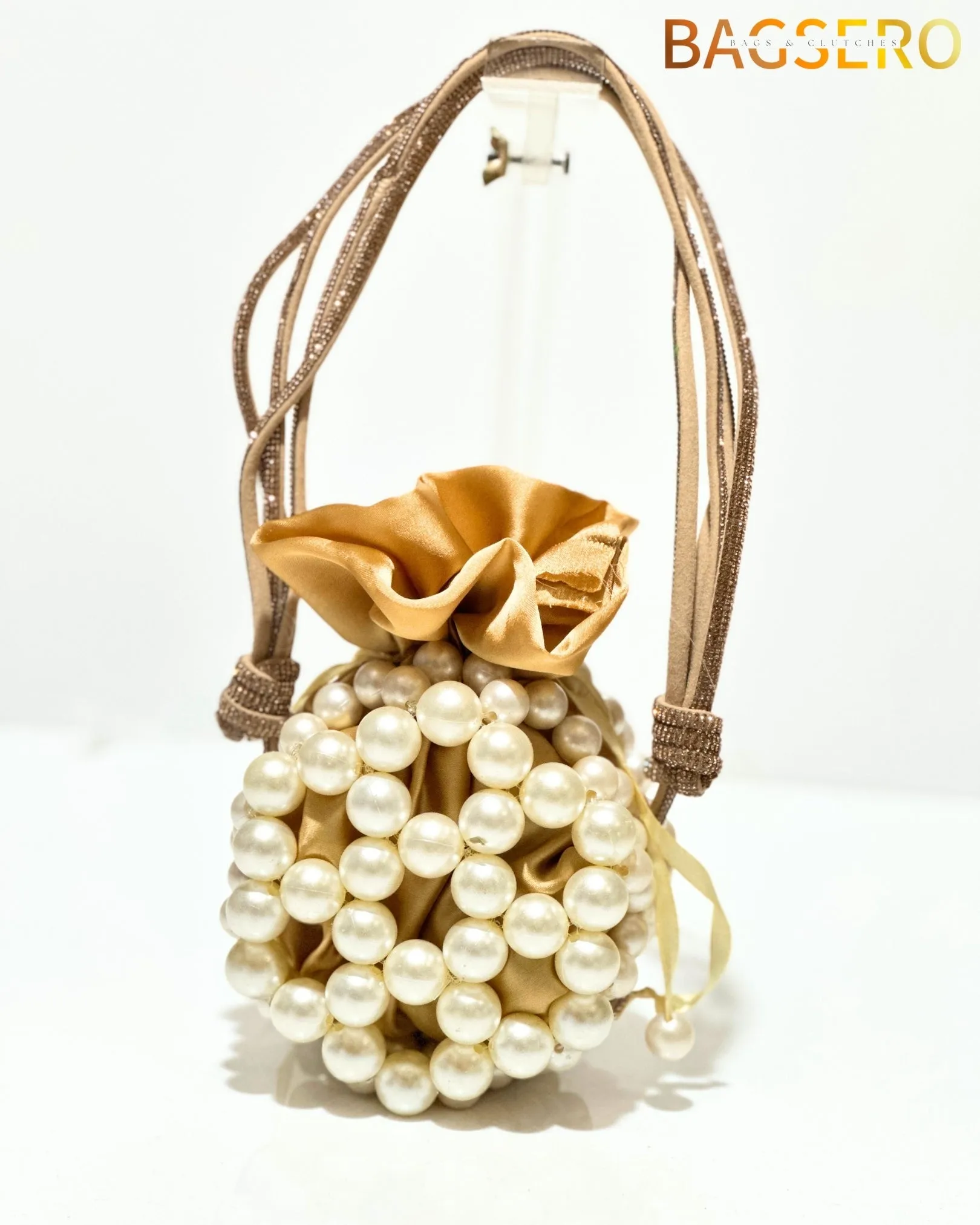 Sophisticated Pearl Clutch