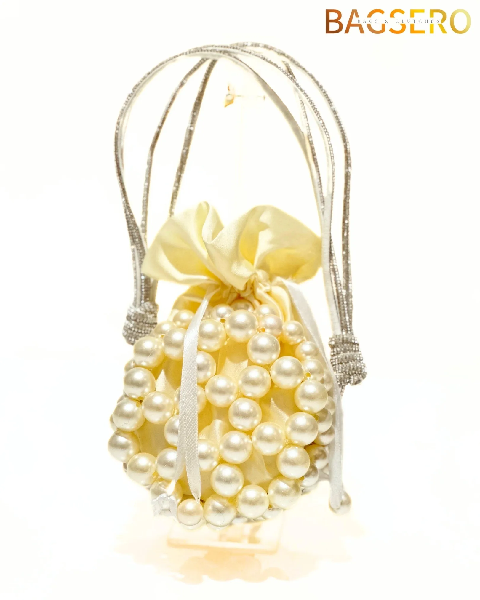 Sophisticated Pearl Clutch