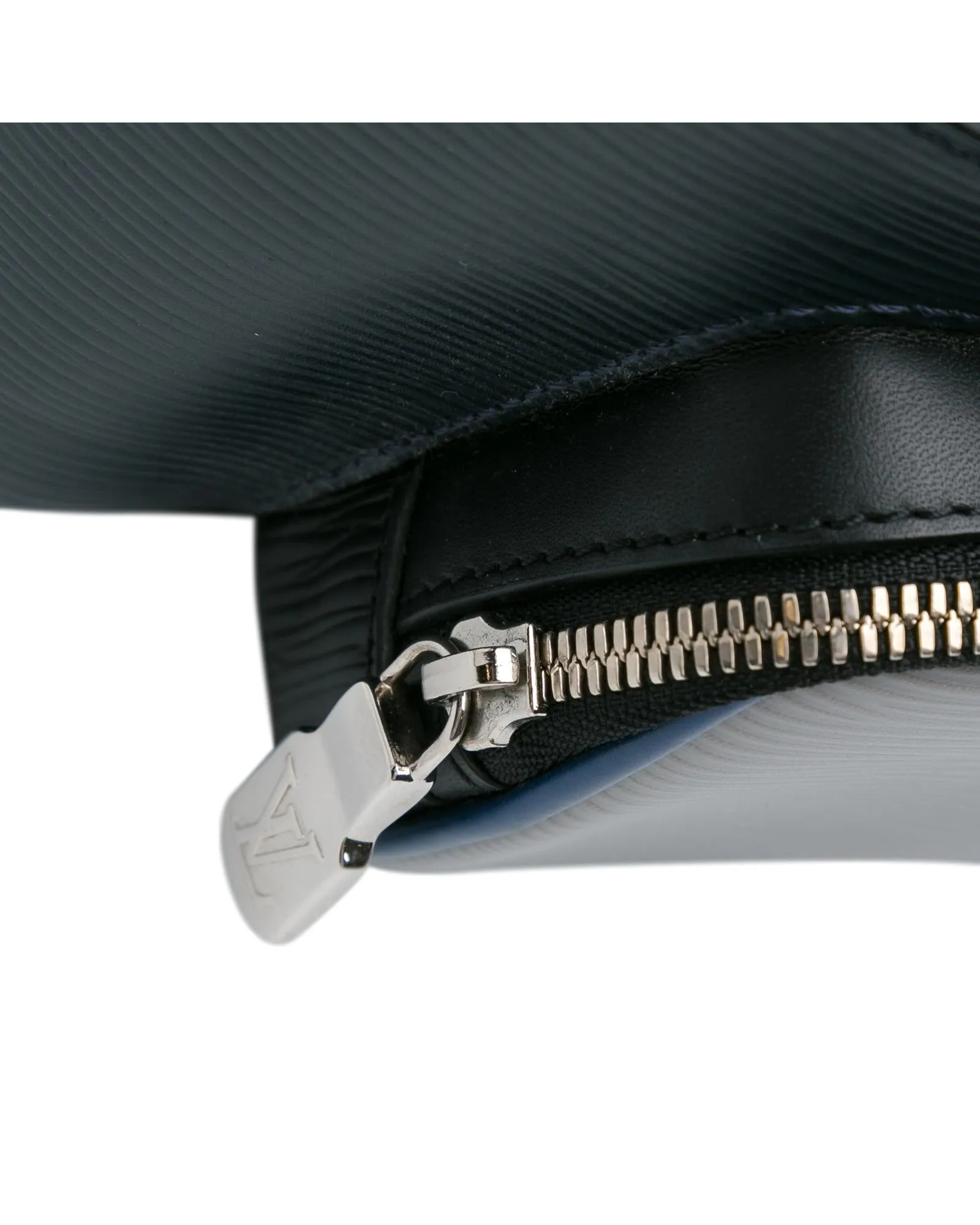 Taiga Leather Belt Bag M30242