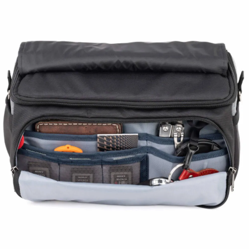 Think Tank Mirrorless Mover 25 V2 - Cool Grey