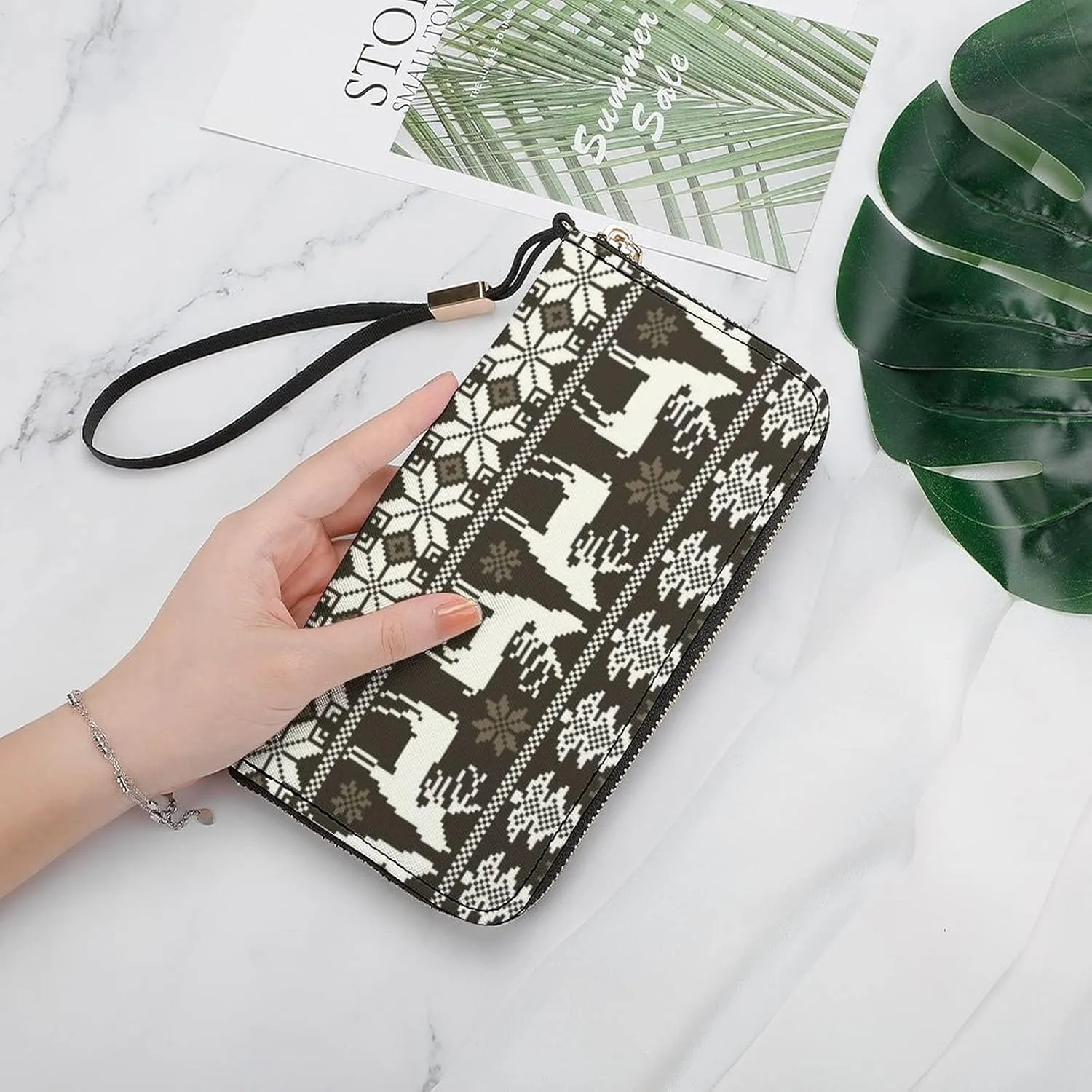 Vintage Christmas White Reindeers Trees Norwegian Sweater Style Long Clutch Wallet, Long Handbag with Removable Wristlet Strap, PU Leather Zip Purse, Credit Pass Case Card-Holder for Men Women
