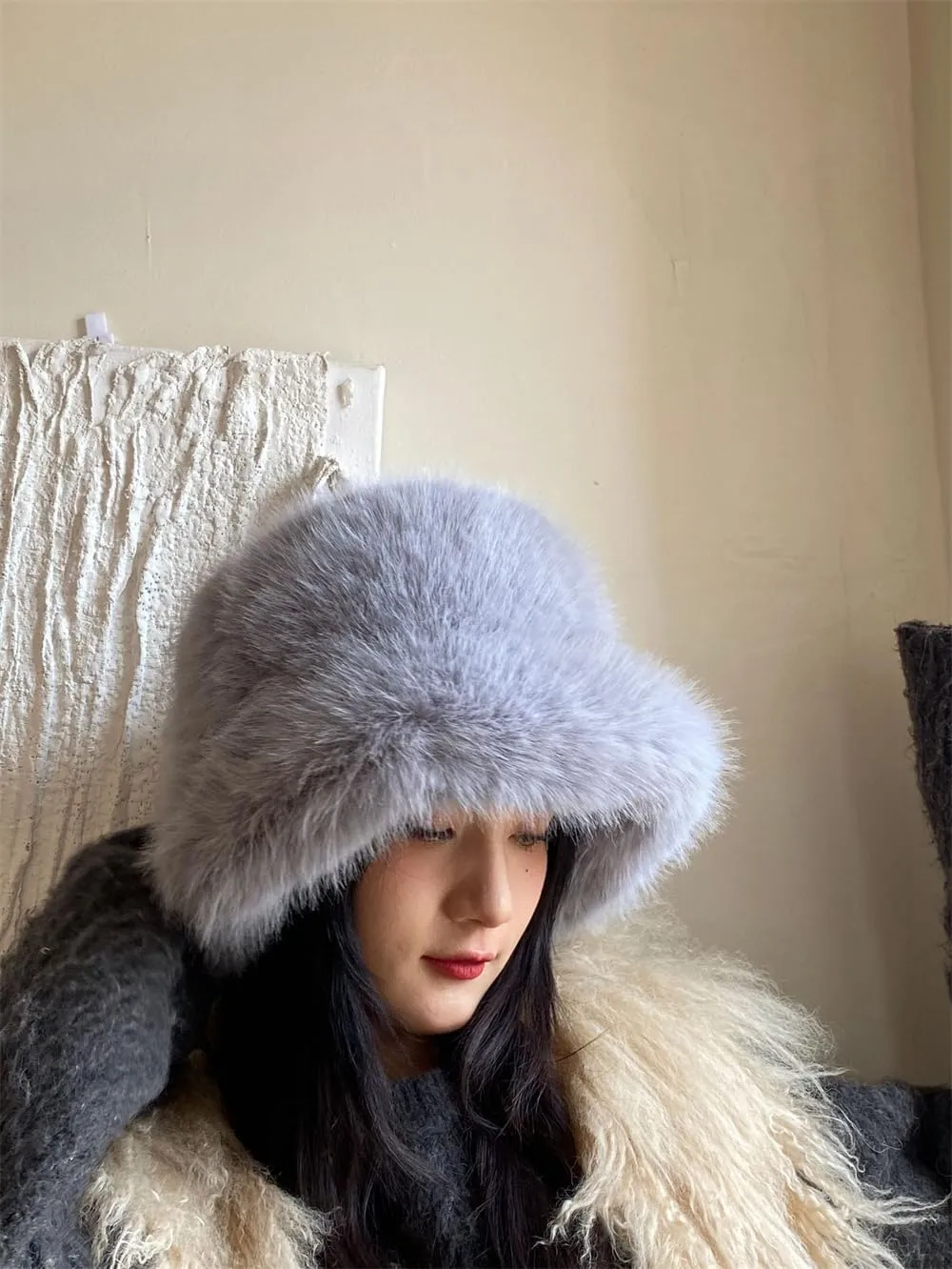 Winter Fluffy Faux Fur Plush Bucket Hat for Women Fuzzy Warm Fisherman Cap Outdoor Thick Winter Hat for Ladies