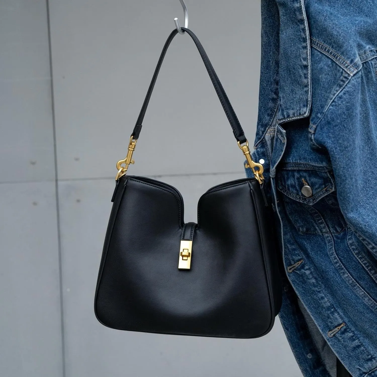 Women's Arc de Triomphe crossbody shoulder bag