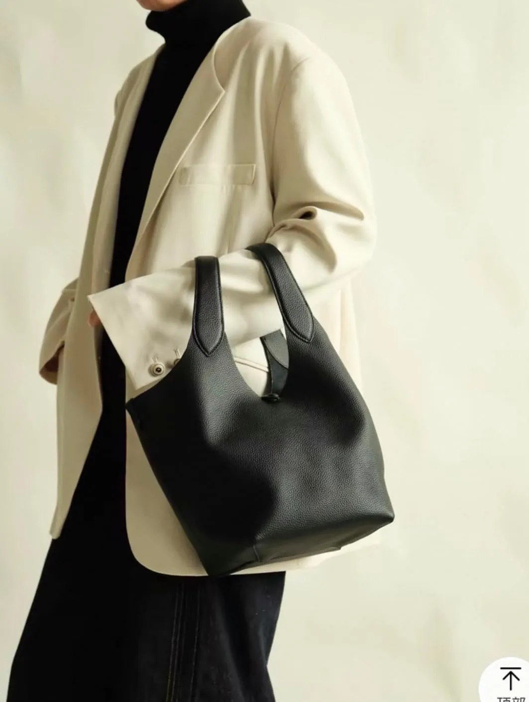 Women's Leather Large Capacity Handbag Color-blocking Shoulder Crossbody Bucket Bag Clutch Commuting Versatile Chic Hobo