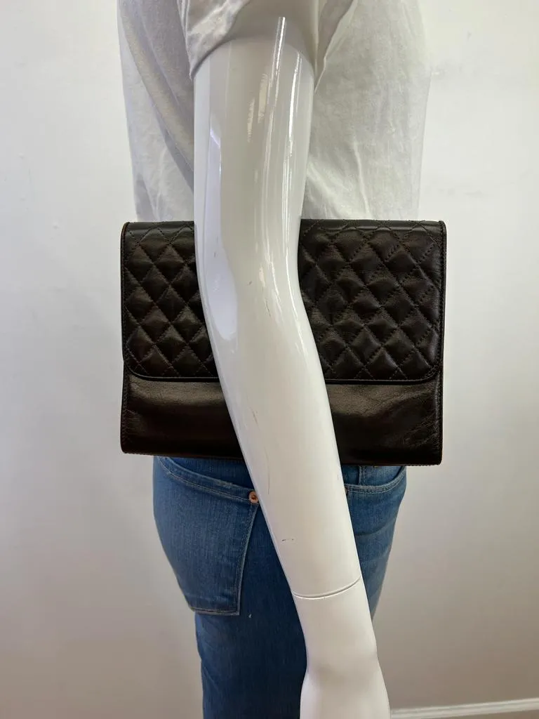YVES SAINT LAURENT VINTAGE LEATHER CLUTCH BAG