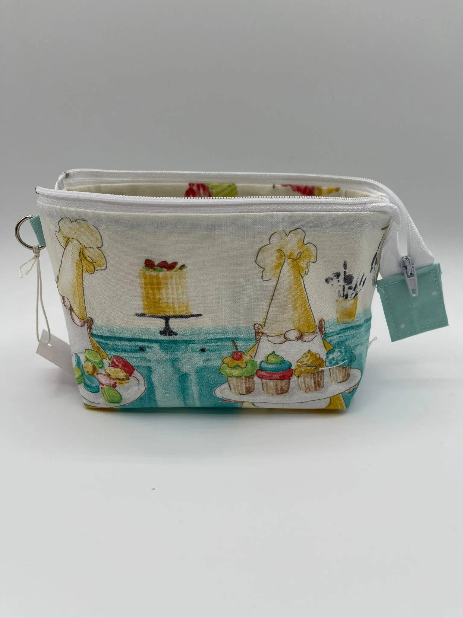 Zipper Bucket Bag - Baker Gnomes