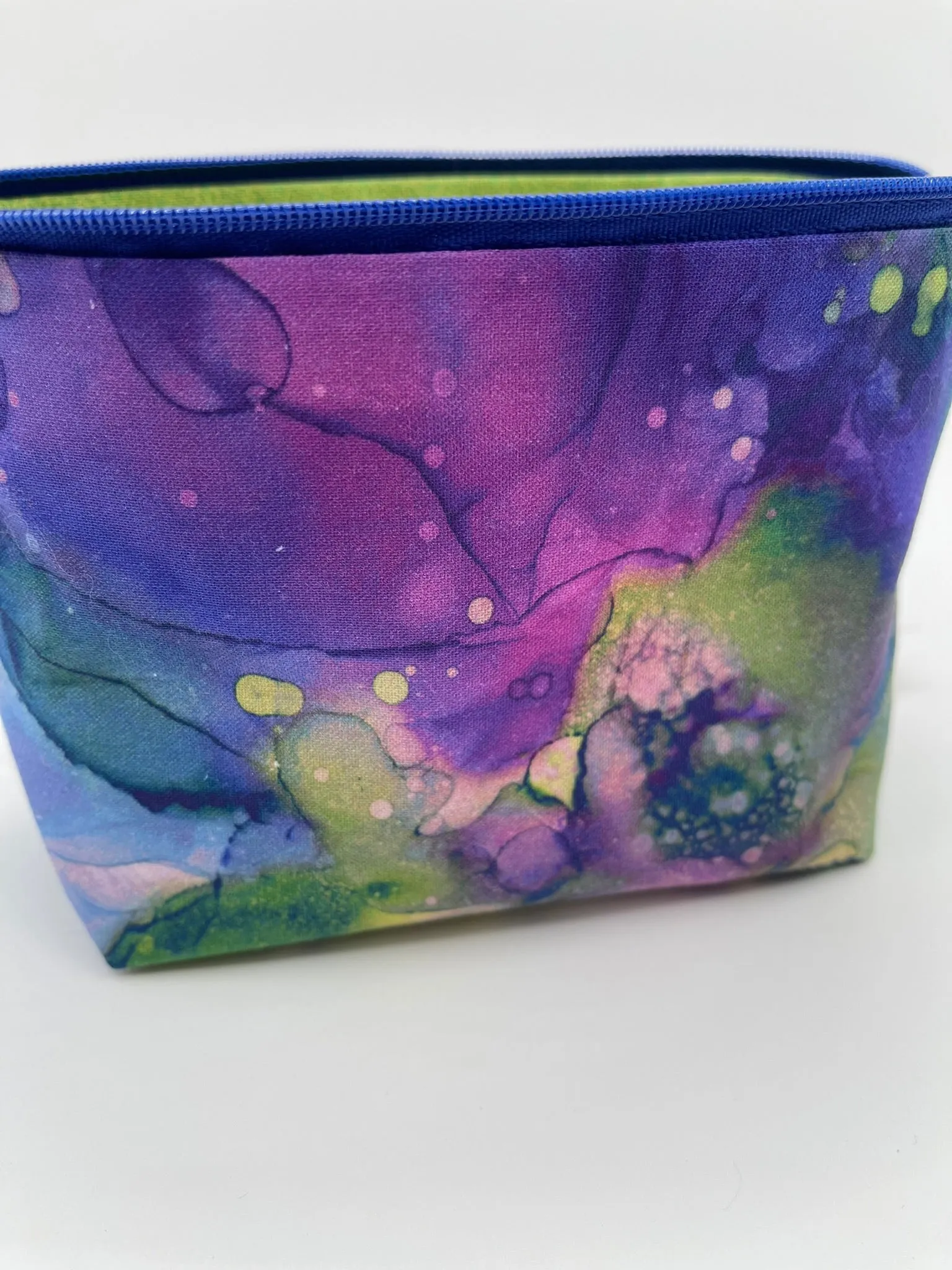 Zipper Bucket Bag - Purple and Green Marble