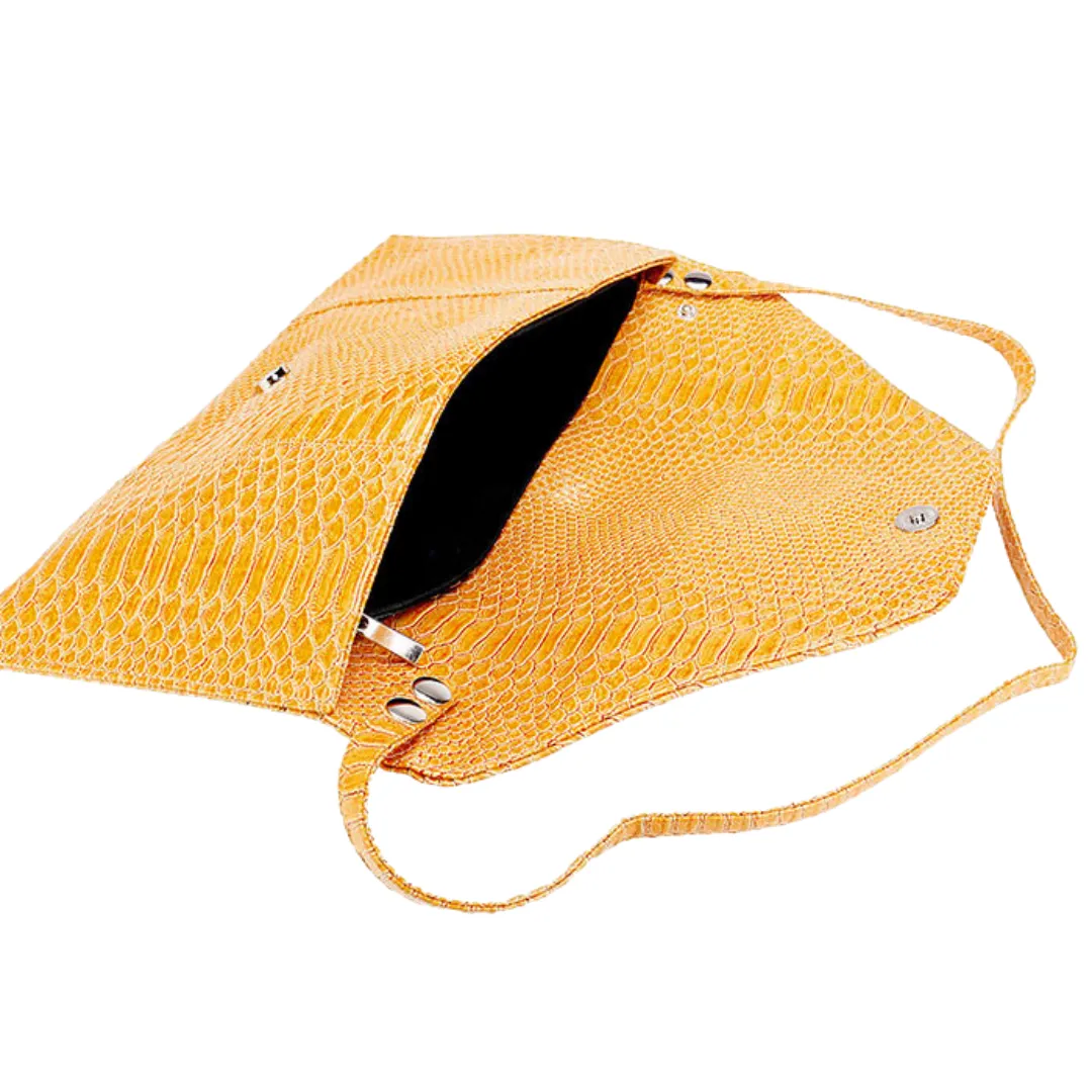 Zuri Envelope Clutch